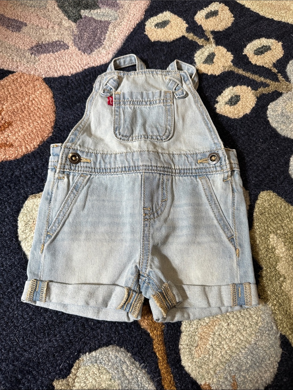 NWOT Levi's Light Blue Denim Short Overalls